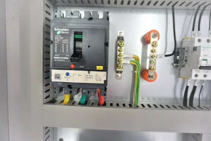 Outdoor Power Distribution Cab - огляд і ціна Outdoor Power Board Box